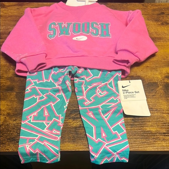 Nike Kids Pink and Teal Bottoms Set - Picture 1 of 3
